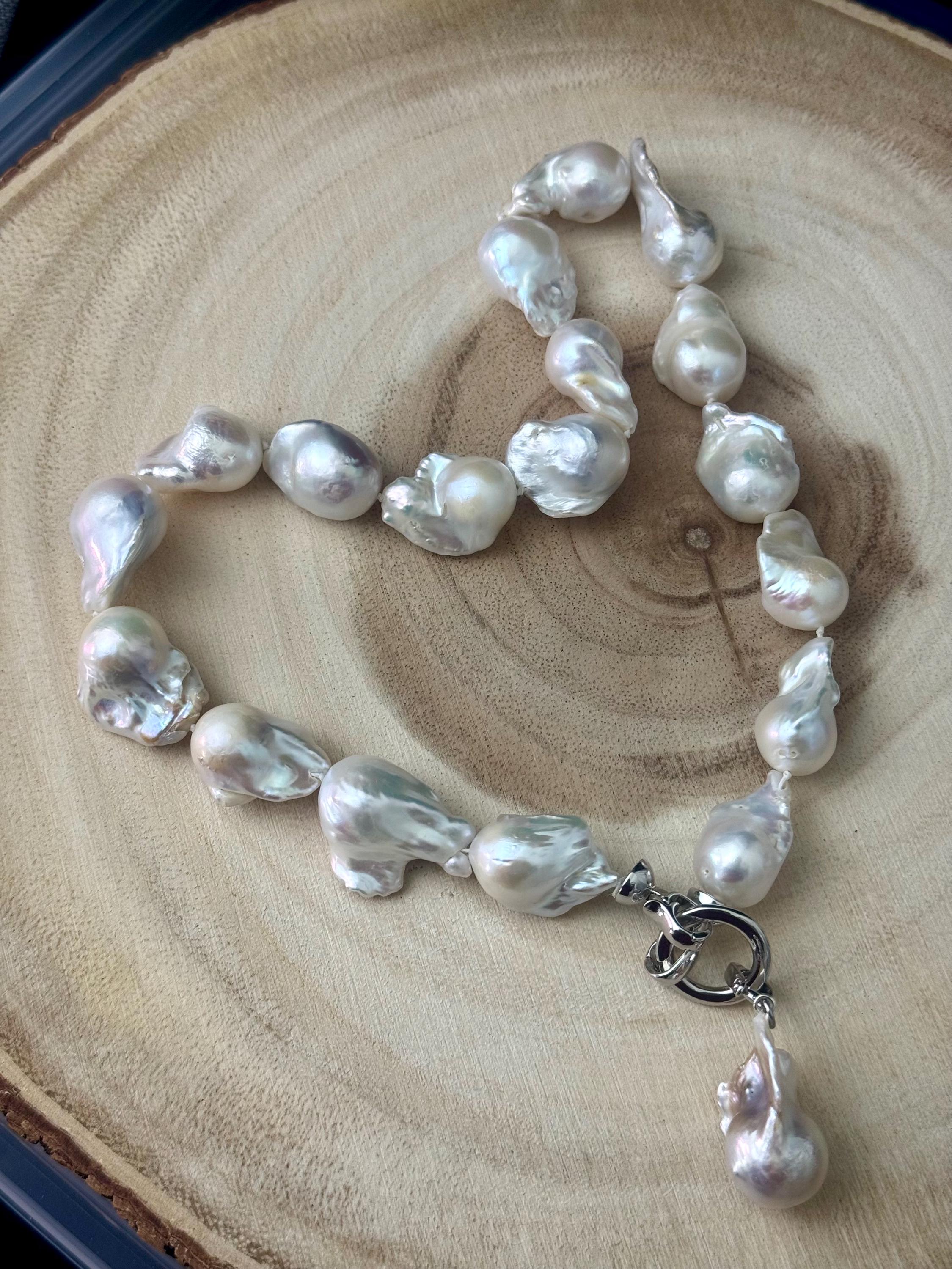 Chunky Baroque Pearl Necklace, High Quality fire ball baroque pearls. Removable pendant. Custom lengh.
