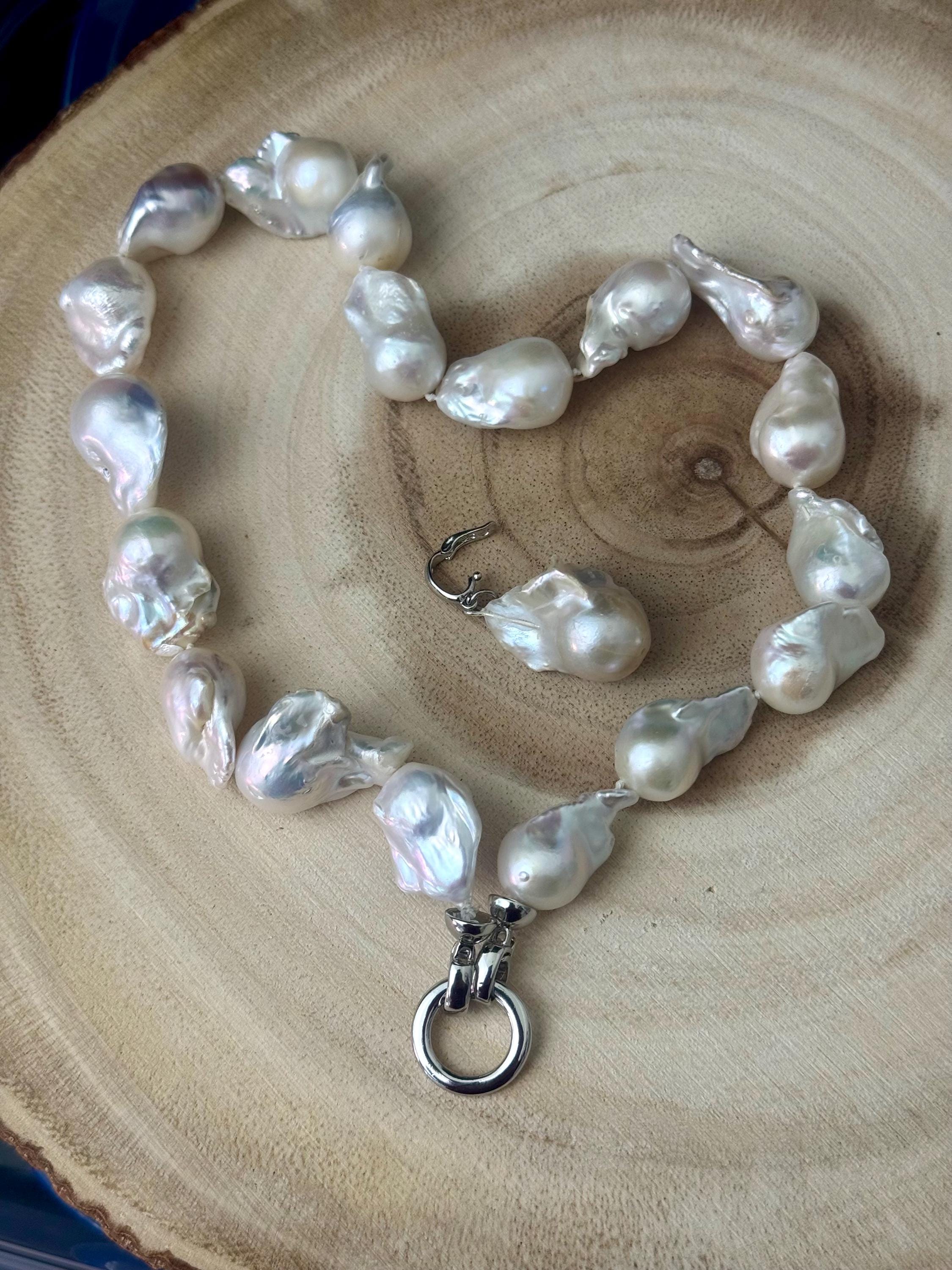Chunky Baroque Pearl Necklace, High Quality fire ball baroque pearls. Removable pendant. Custom lengh.