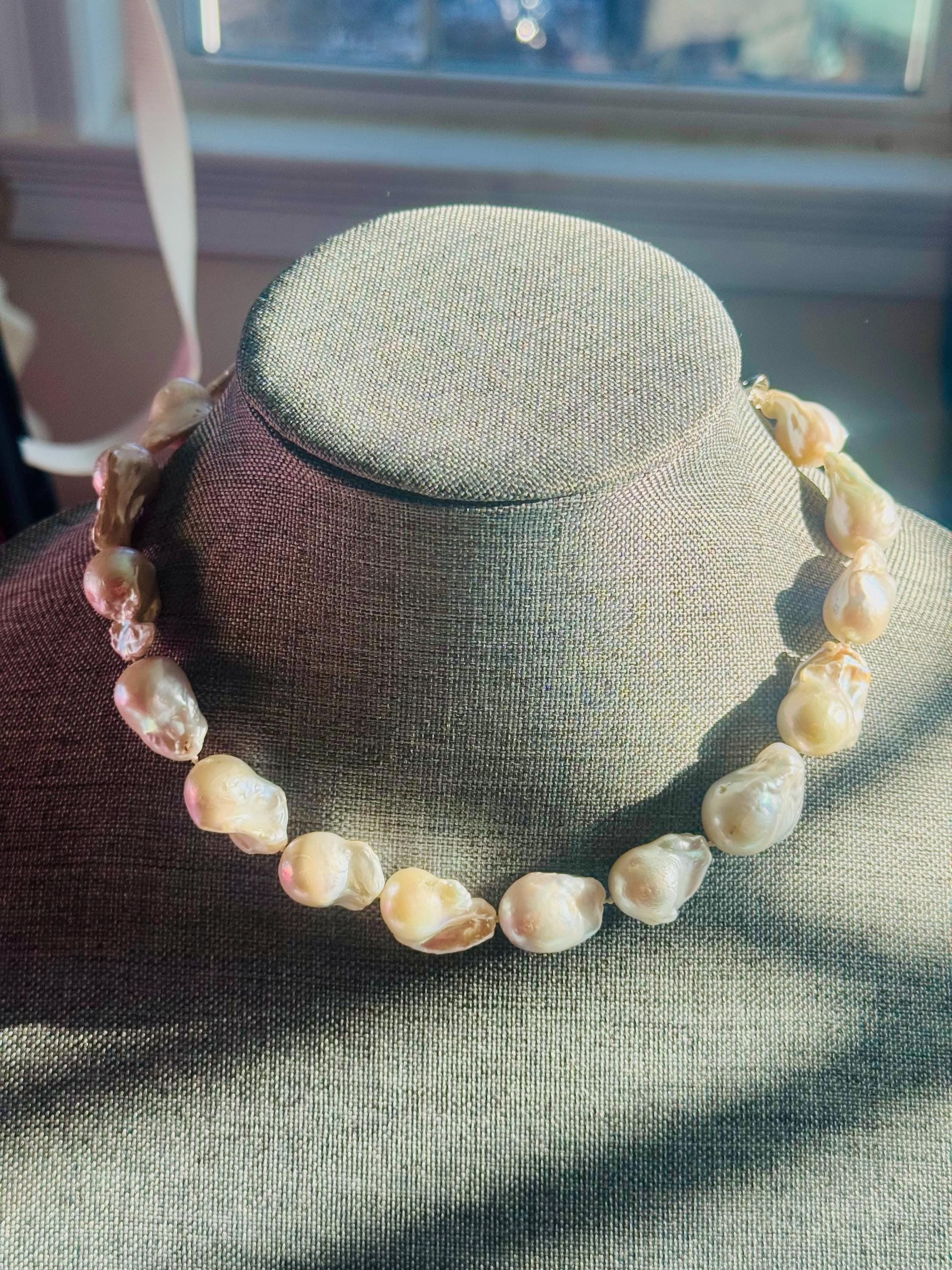Chunky Baroque Pearl Necklace, High Quality fire ball baroque pearls. Removable pendant. Custom lengh.